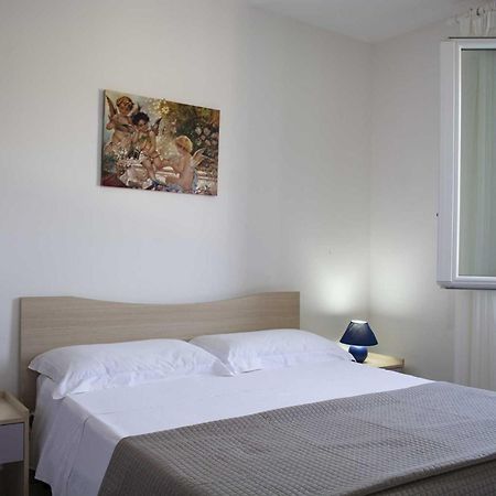 Appartamenti In Via Schipa Pescoluse 佩斯科勒海滨 外观 照片